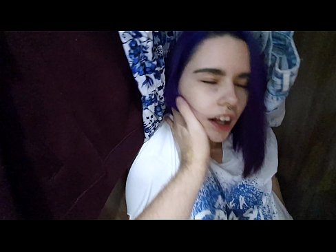 ❤️ Fûn myn suster yn 'e kast en holp har cum ❤️❌ Russyske porno op fy.yespornpics.ru