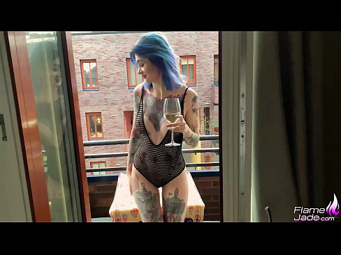 ❤️ Geweldich famke sûget mei in gulp en neukt hertstochtlik ûnder de iepen loft ❤️❌ Russyske porno op fy.yespornpics.ru